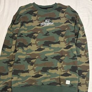 100 Thieves Men's Camouflage Sweatshirt